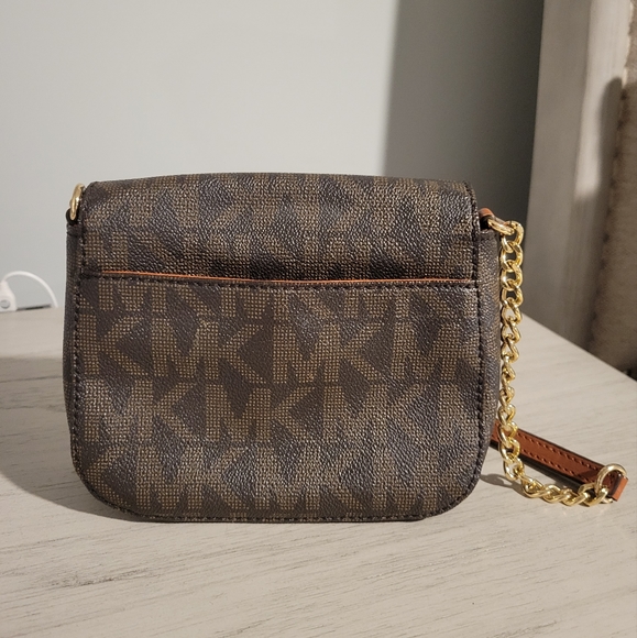 Michael Kors Small Crossbody - Picture 4 of 9
